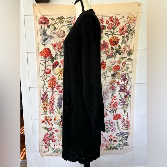 Don’t Ask Why made in Italy long OSFM black button cardigan. Long sleeves - Picture 4 of 6